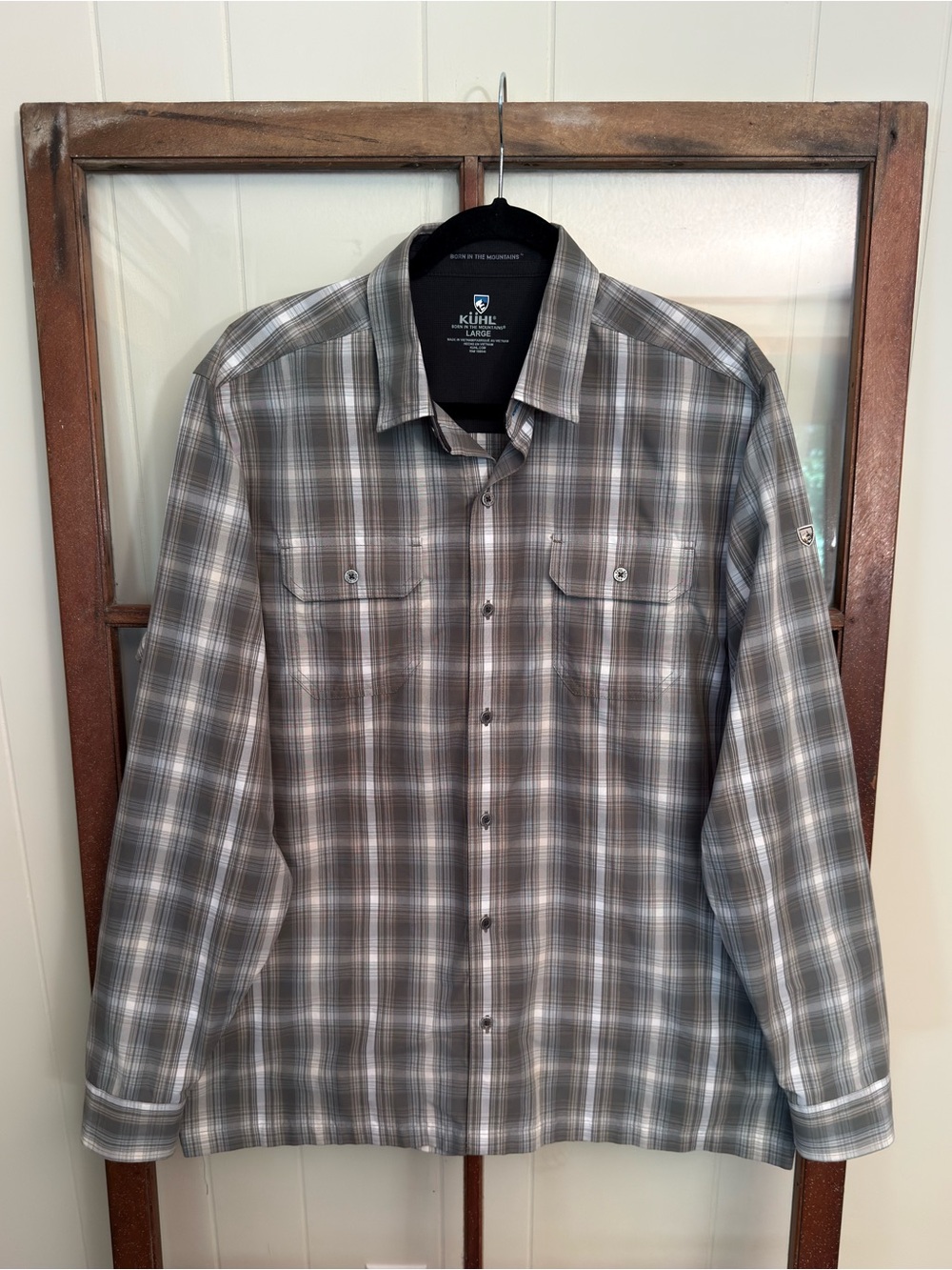 KÜHL Mens Grey White Response Long Sleeve Shirt Technical Button Down Size Large